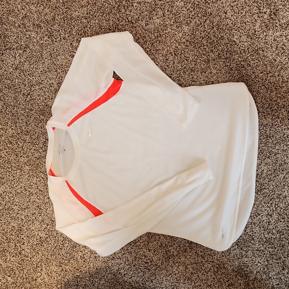 Nike DriFit work out top